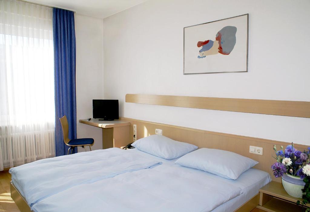 City Hotel Karlsruhe Esterno foto